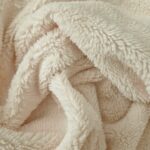 Dzianina futerkowa ecru, krem - 180 cm