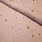 Tkanina Muślin double gaze róż w gwiazdki - 160 cm