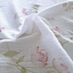 Tkanina Muślin double gauze wzór kwiaty piwonie - 1 metr - 160 cm